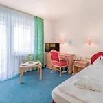 Отель Kneipp Sanatorium Moest - Medical Wellness Resort *